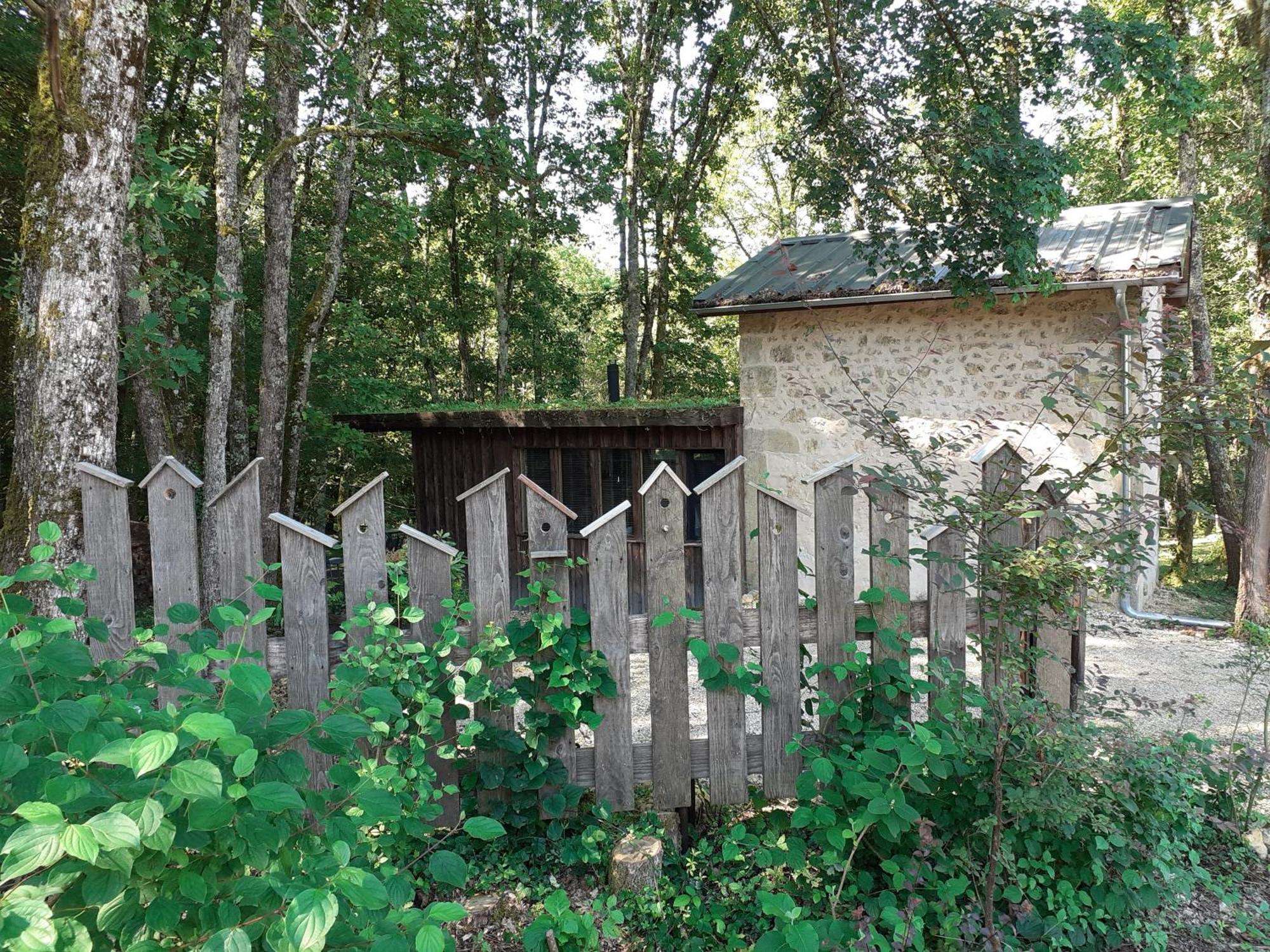 Le Gite De La Cabane De L'Oiseau Couze-et-Saint-Front Exterior photo